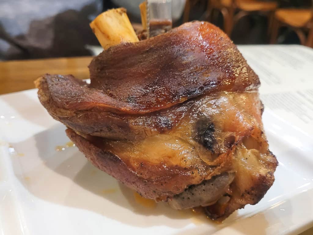 Pork knuckle from Bredovský Dvůr, a place where you can eat pork knuckle in Prague