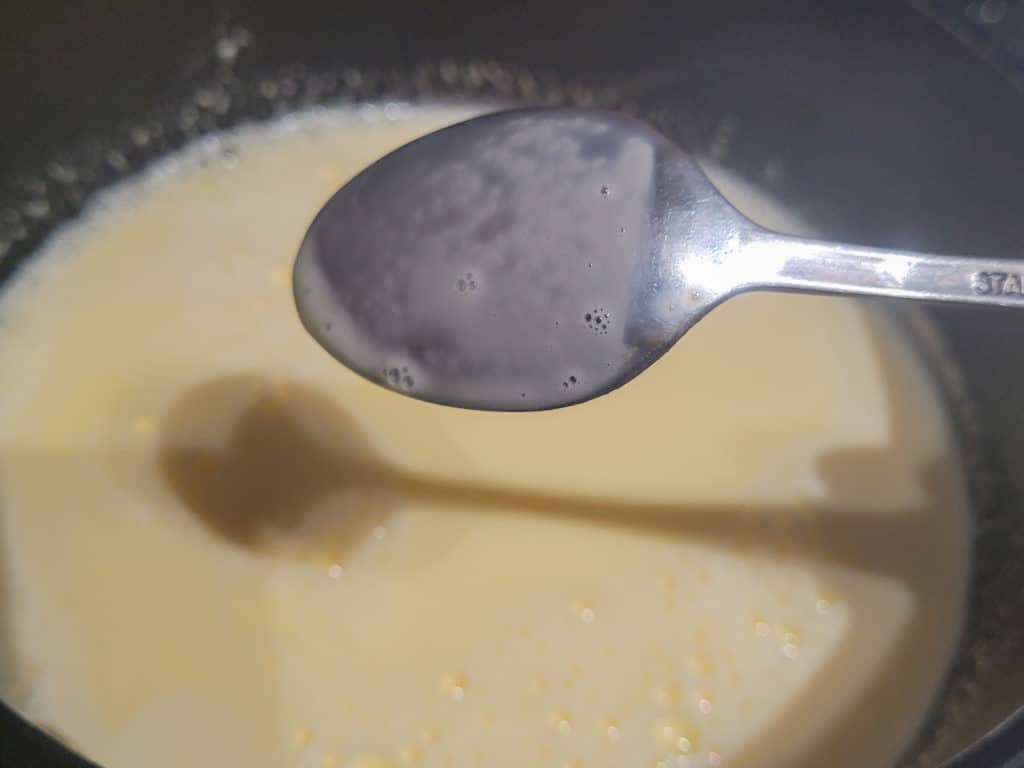 Spoon test for the egg mix