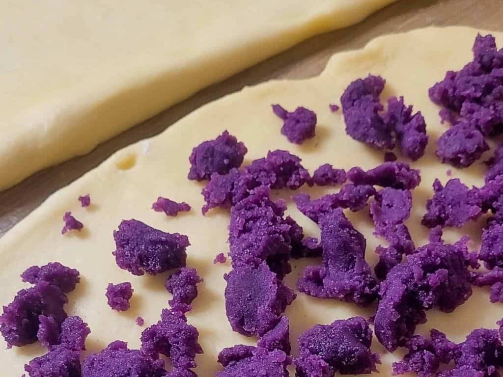 Ube halaya on ube bun dough