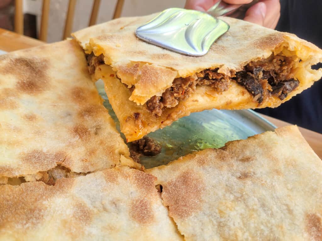 Kubdari, meat-stuffed Georgian bread