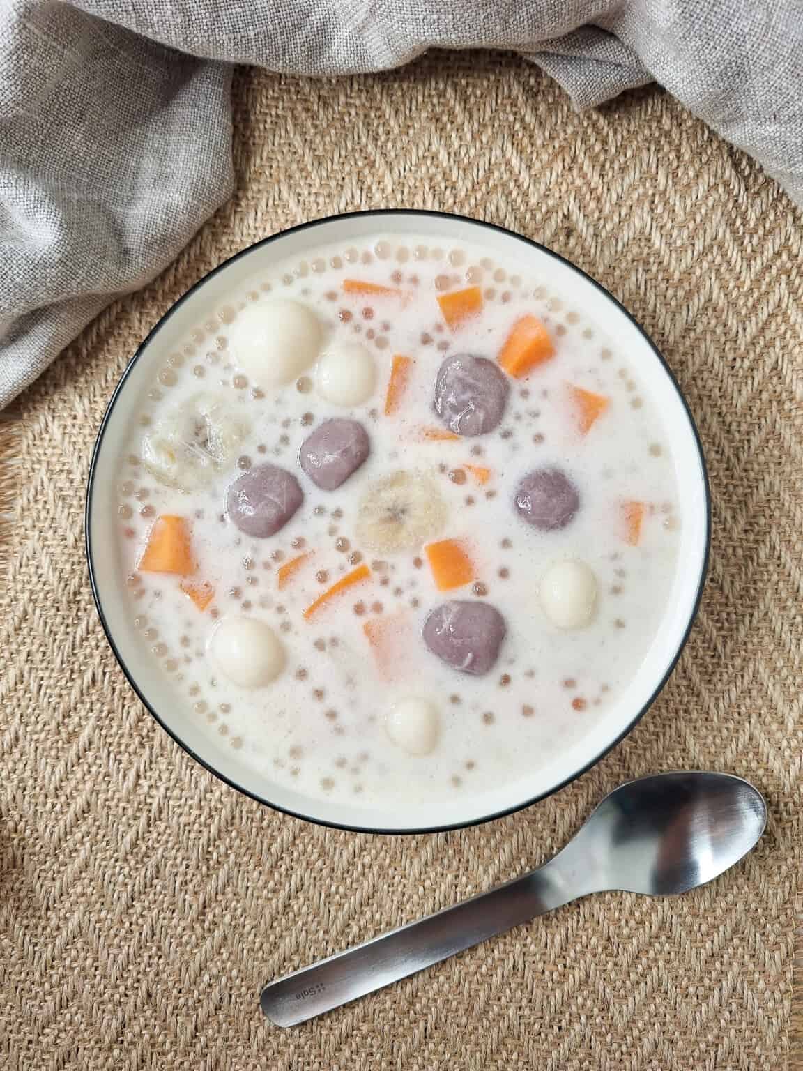 Filipino Coconut Dessert Soup with Sago - Ginataang Bilo Bilo